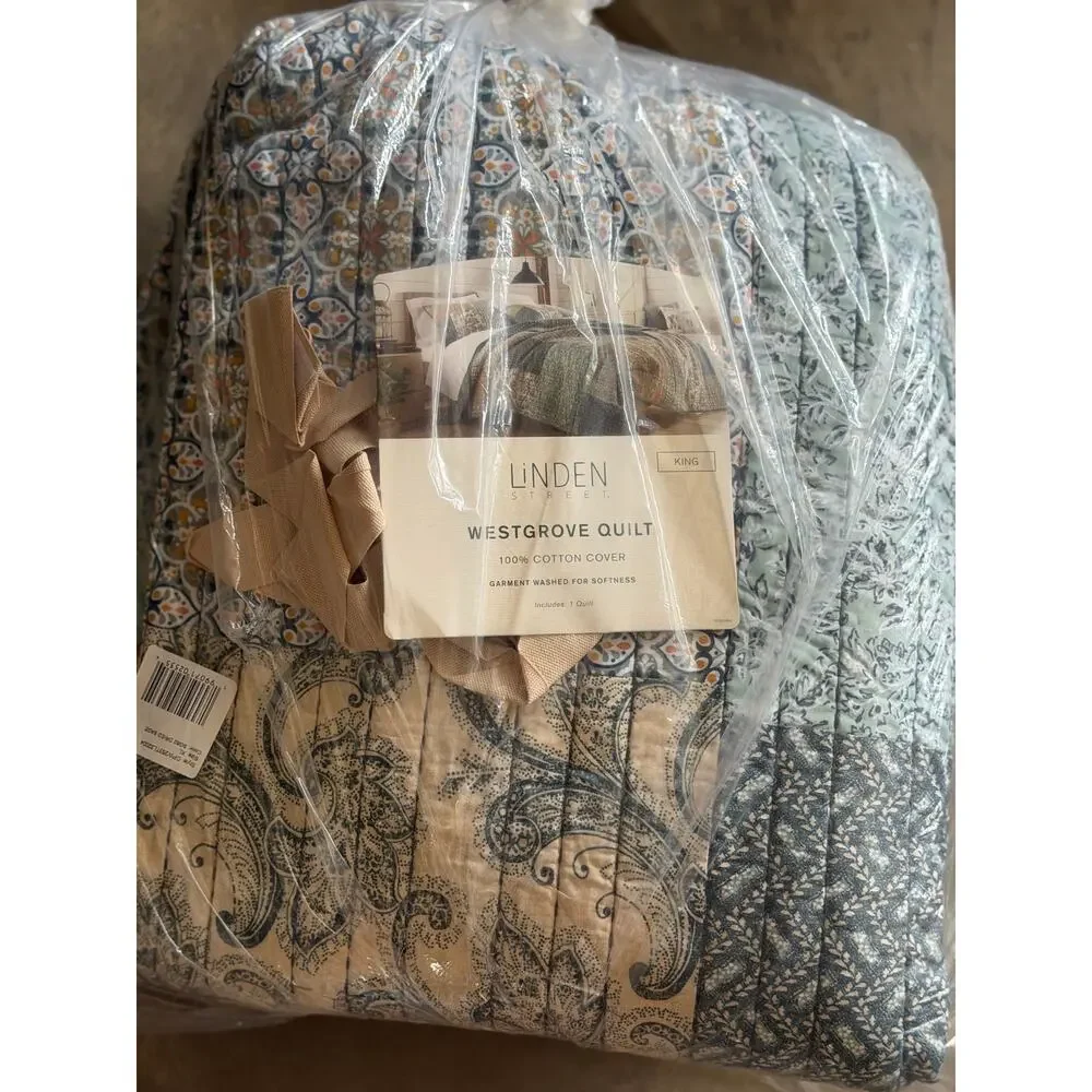 NEW! King Linden Street Westgrove Quilt Faded Denim Cotton